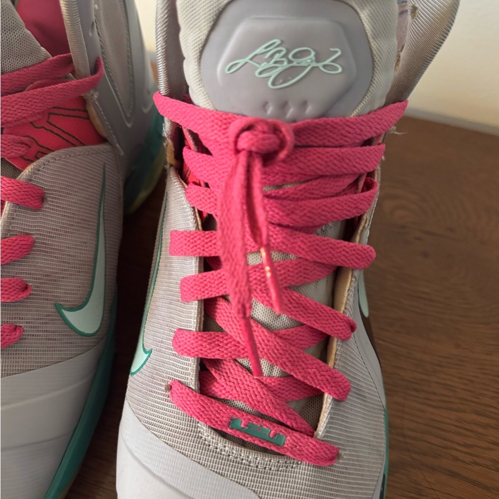 EUC LeBron 9 P.S. Elite South Beach Men’s 11 RARE & Authentic - Picture 2 of 10